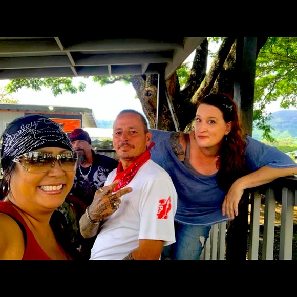 Meet your Posher, Cindy - Picture 4 of 4